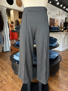 Uptown Cafe Mid Rise Pants ~ Black Checkered