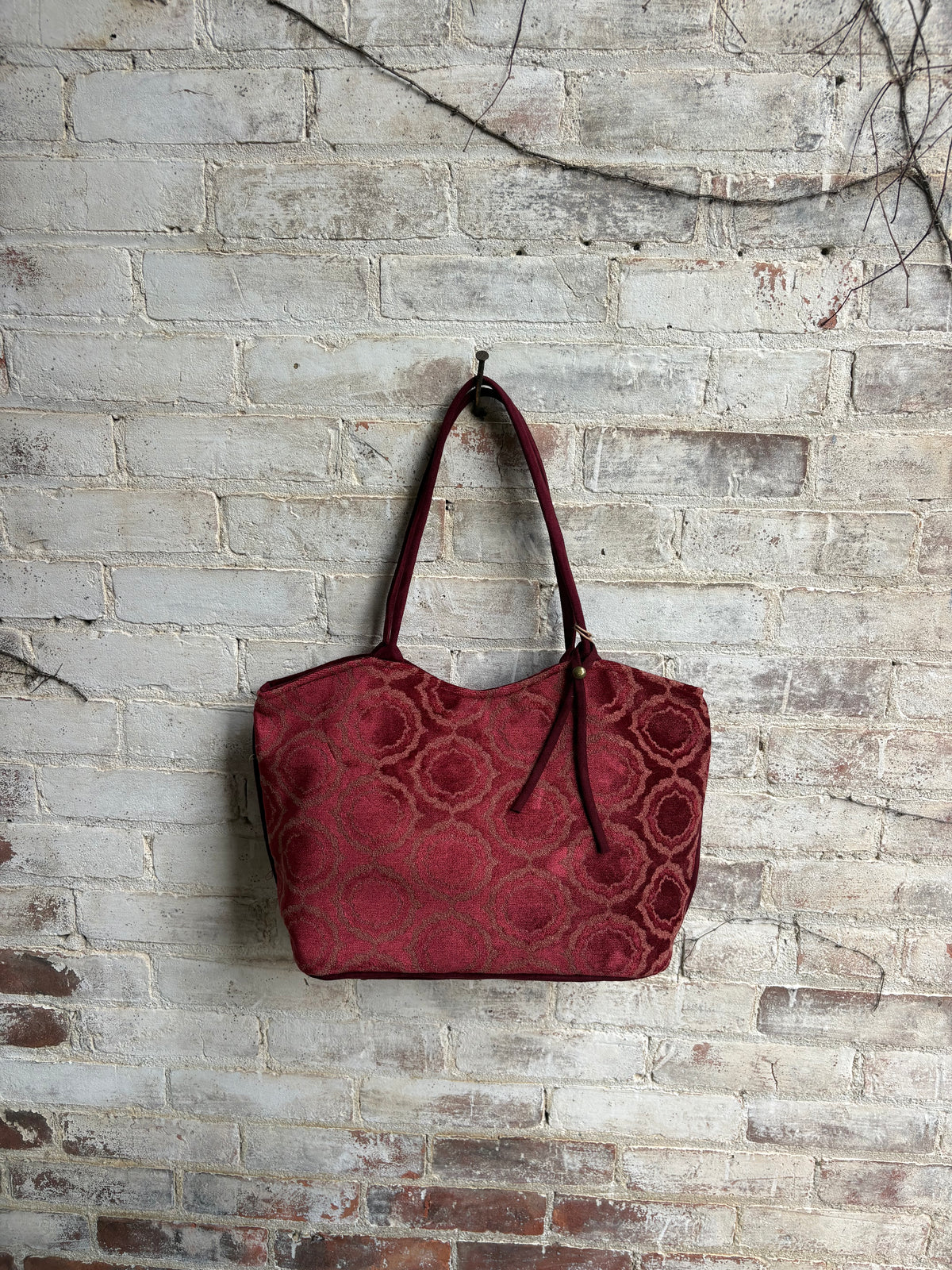 Atenti Ruby Lolita Luxurious Velvet Shoulder Bag and Pouch Set