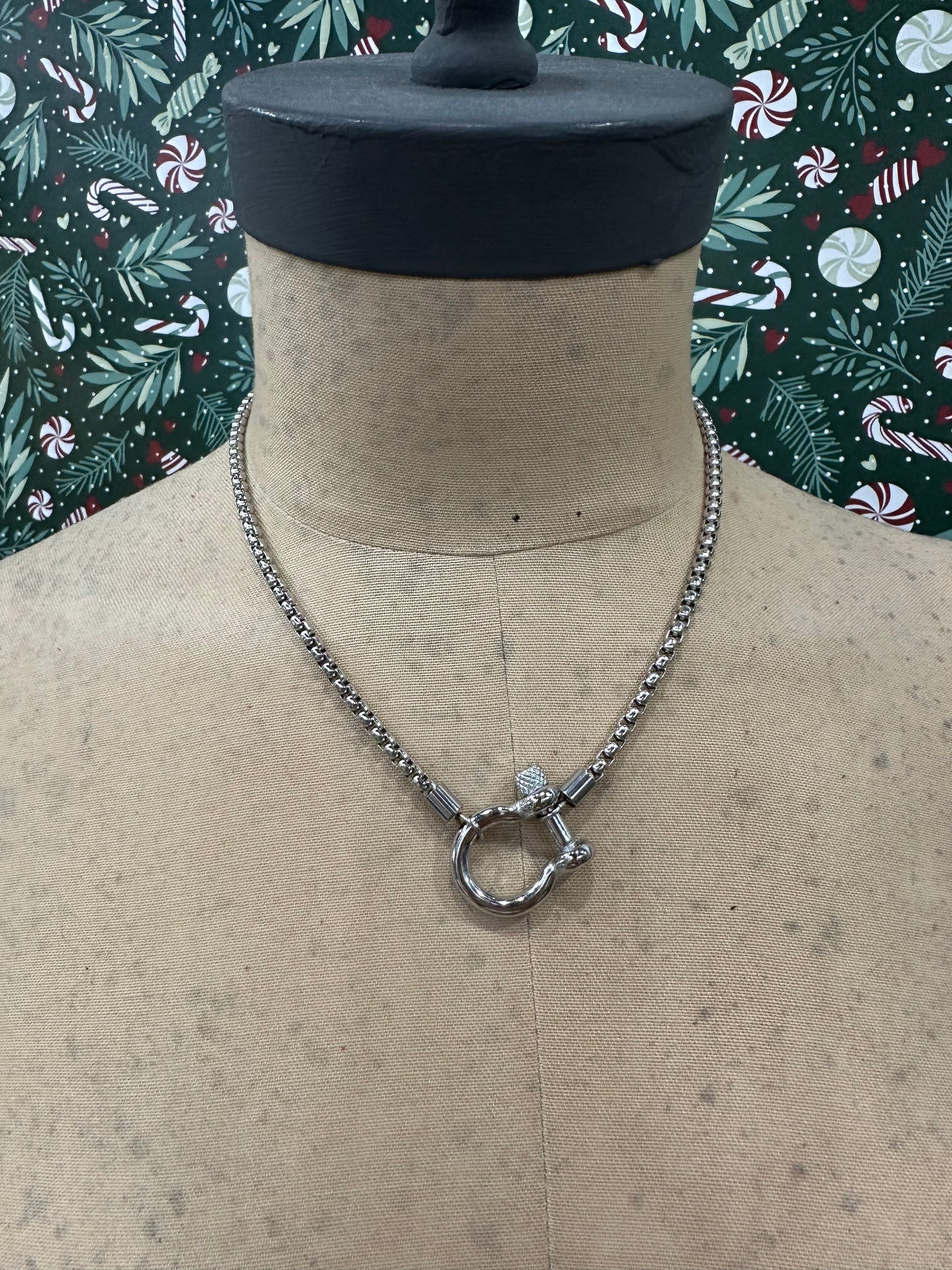 High Roller Horseshoe Buckle Necklace ~ Silver