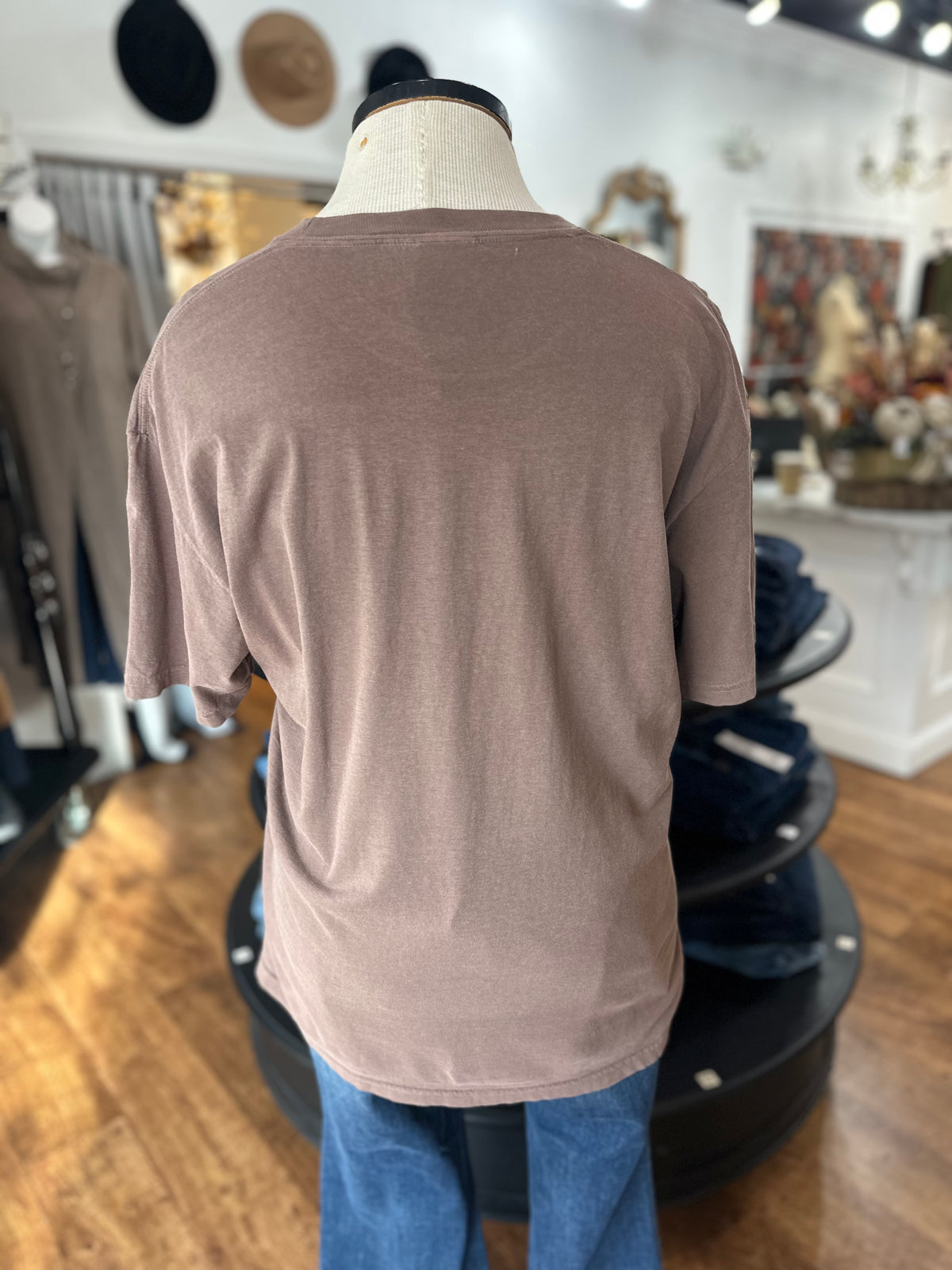Autumn Annie Graphic Tee