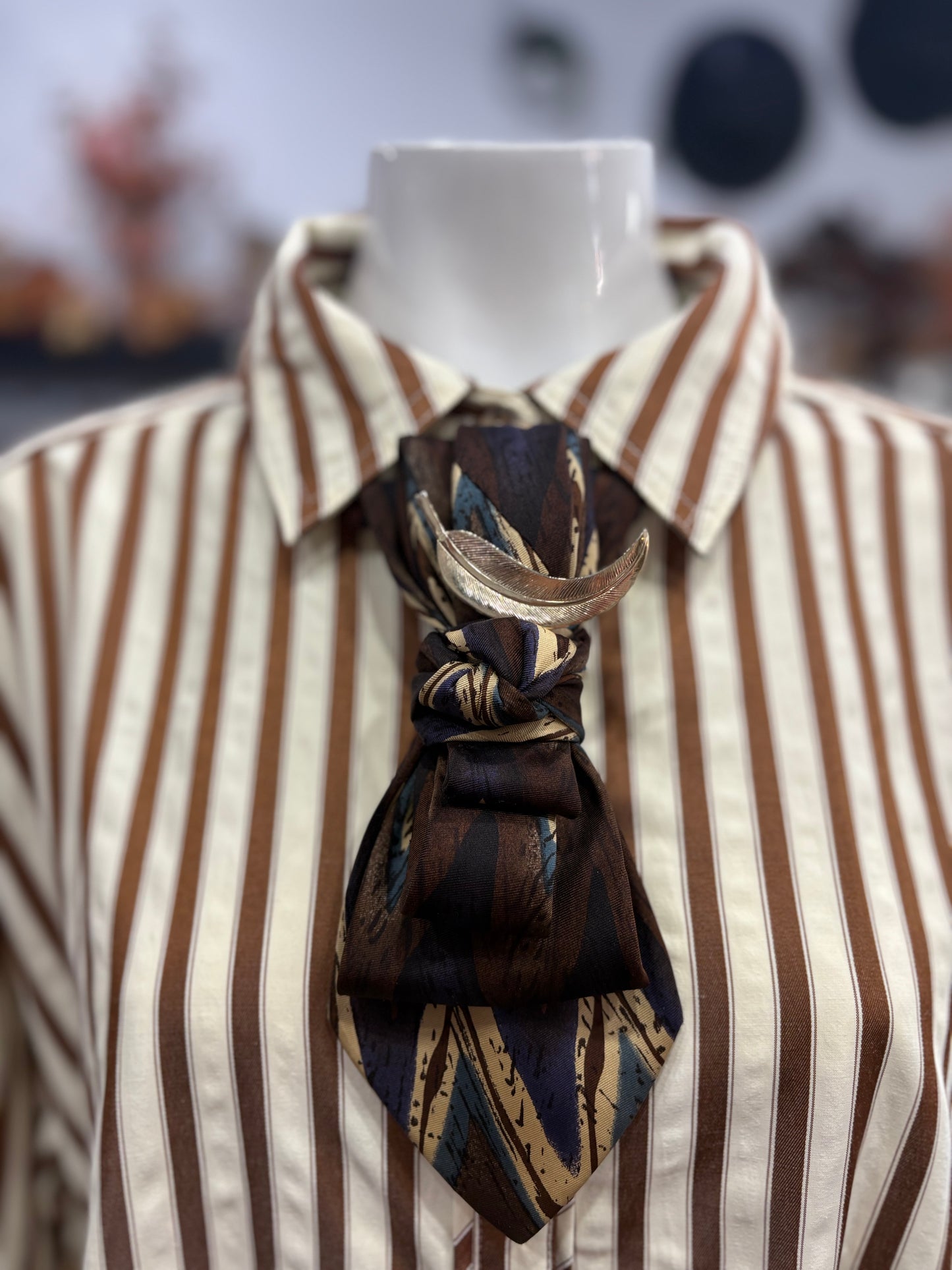 Simply Elegant Necktie Necklace Accessory / Brown / Vintage Feather Brooch