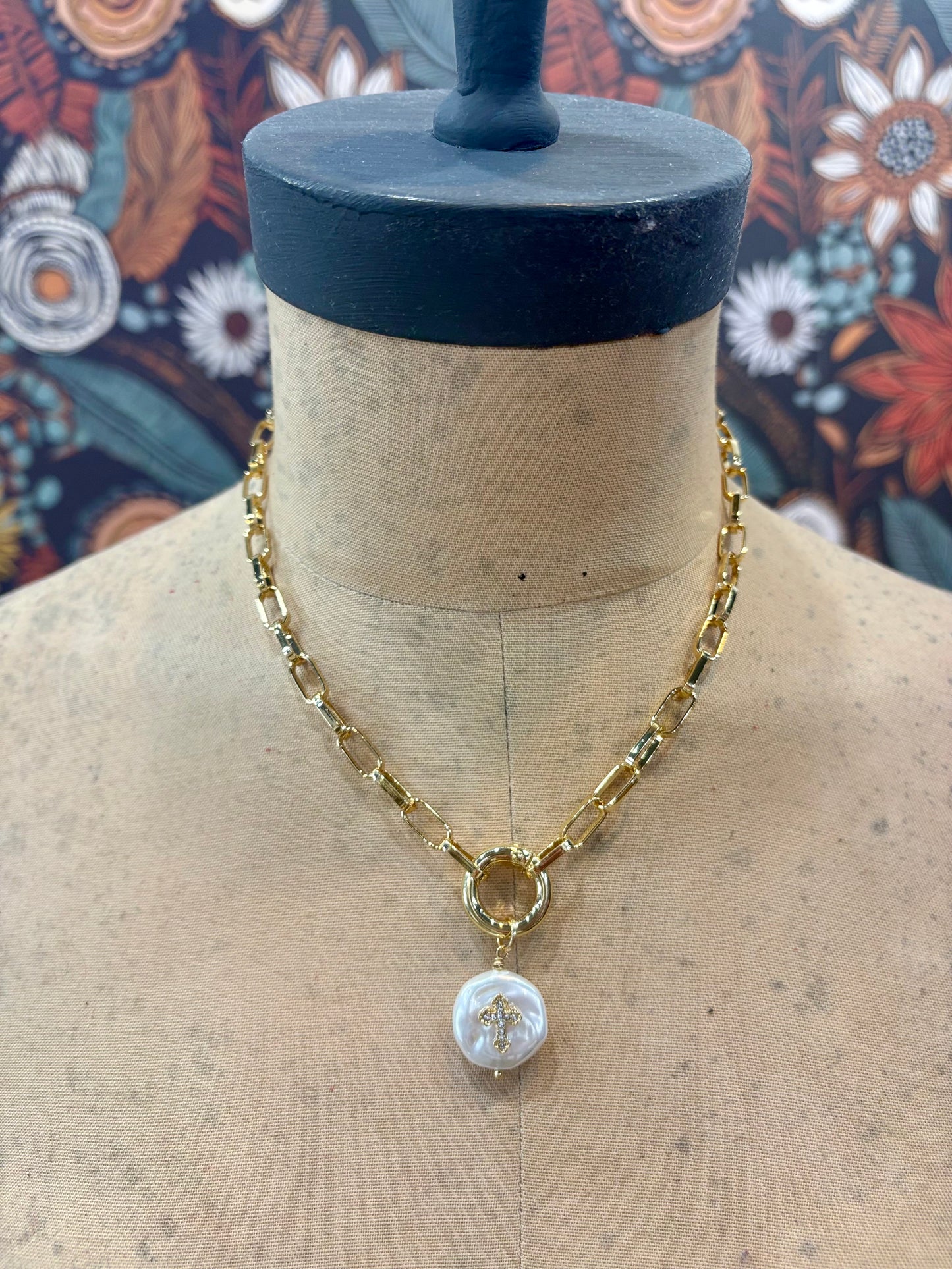 Gilded Grace Necklace