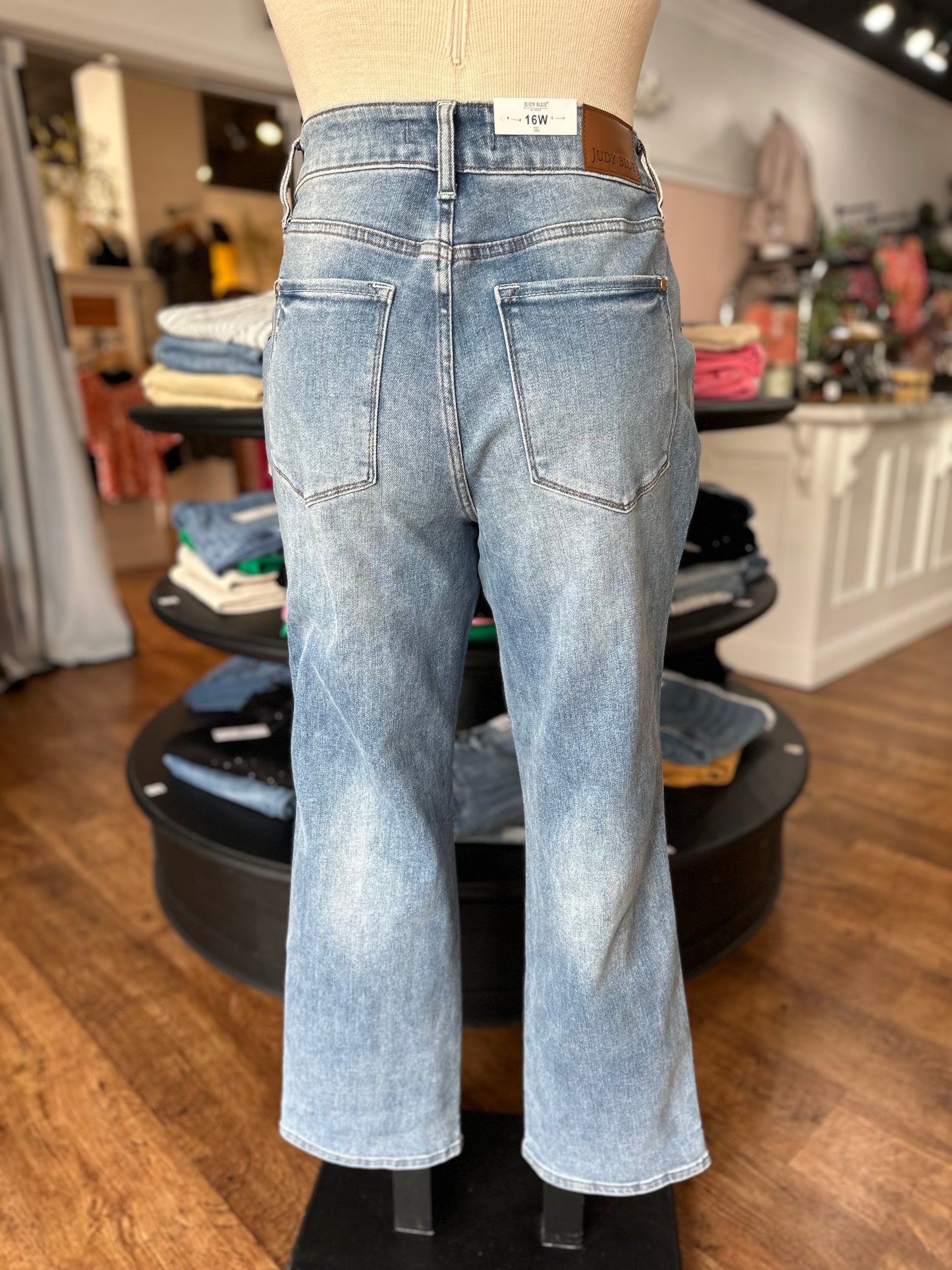 Judy Blue High Waist Tummy Control Contrast Straight Jean ~ MAGGIE