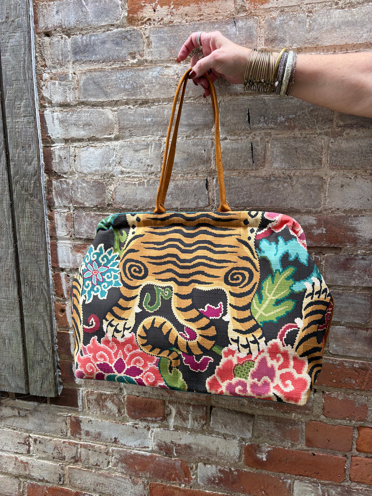 Atenti Le Tigre Pioneer Mary Poppins Handbag