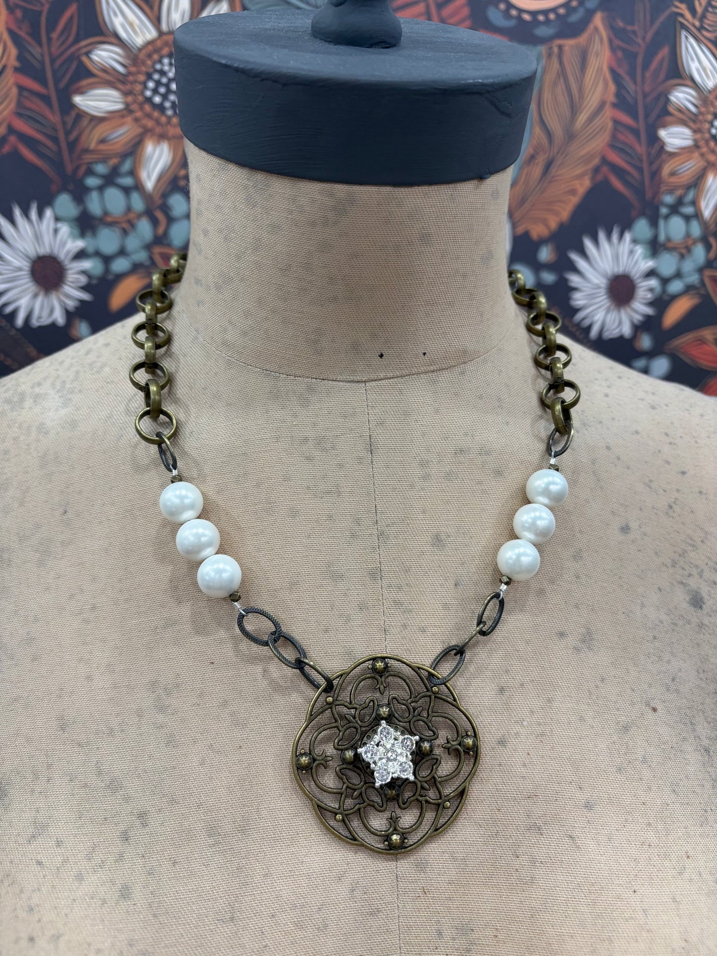 Vintage Pearl And Disc Necklace