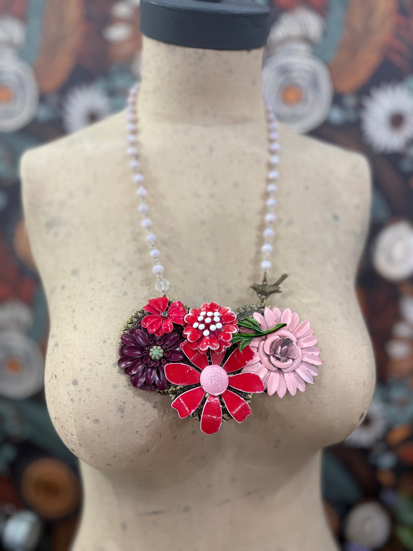 Vintage Mod Flower Assemblage Necklace - Red/Pink