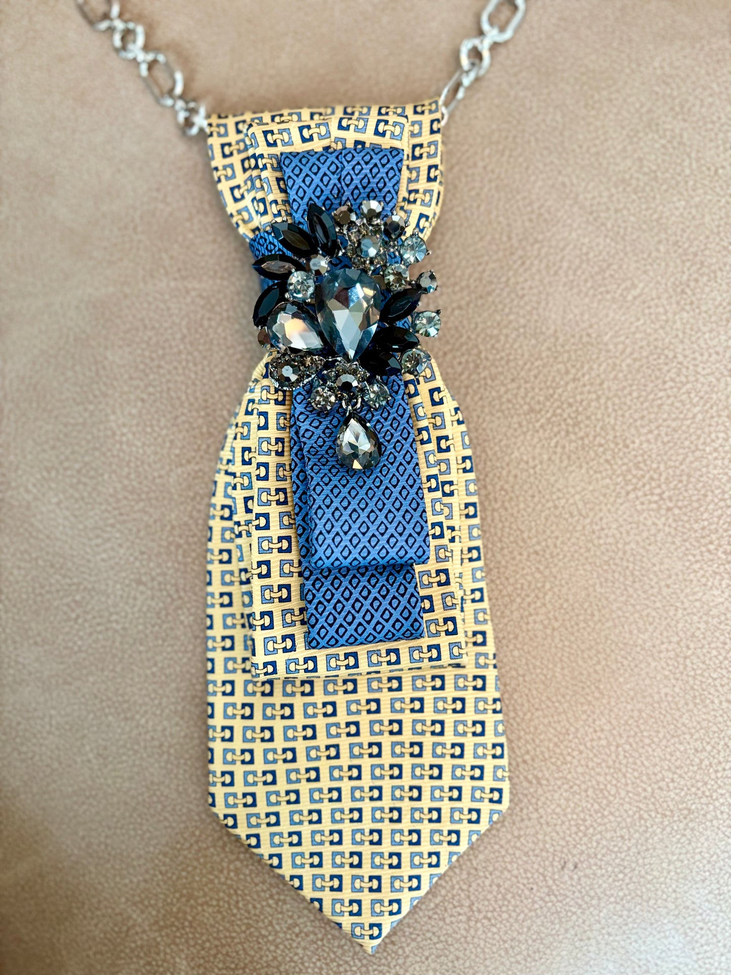 Simply Elegant Necktie Necklace / Yellow & Blue with Crystal Brooch