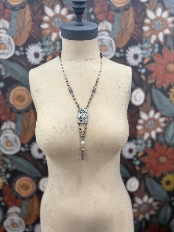 Art Deco Crystal Pendant Necklace