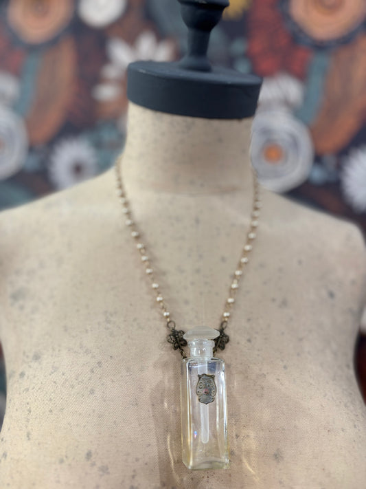 Rose of Omar Richard Hudnut 1926 Parfum Bottle Necklace