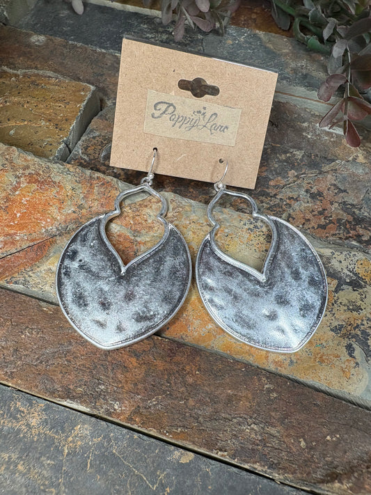 Silver Arabesque Hammered Earring