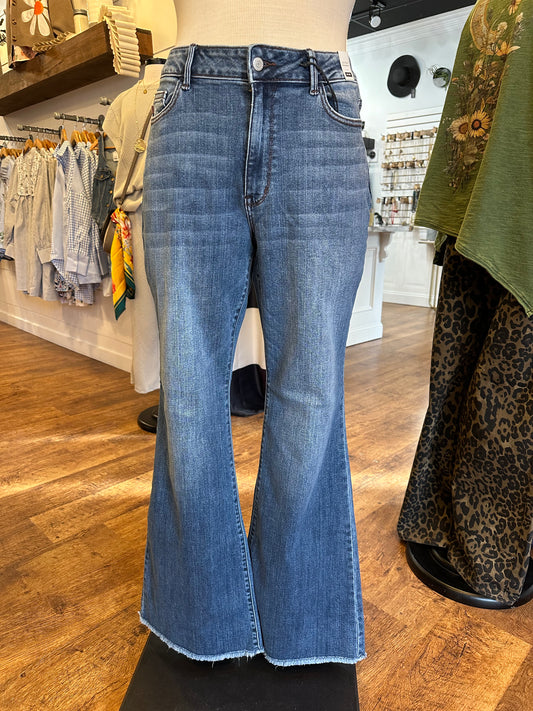 Judy Blue Mid Rise Vintage Wash Flare Jean ~ MARGOT